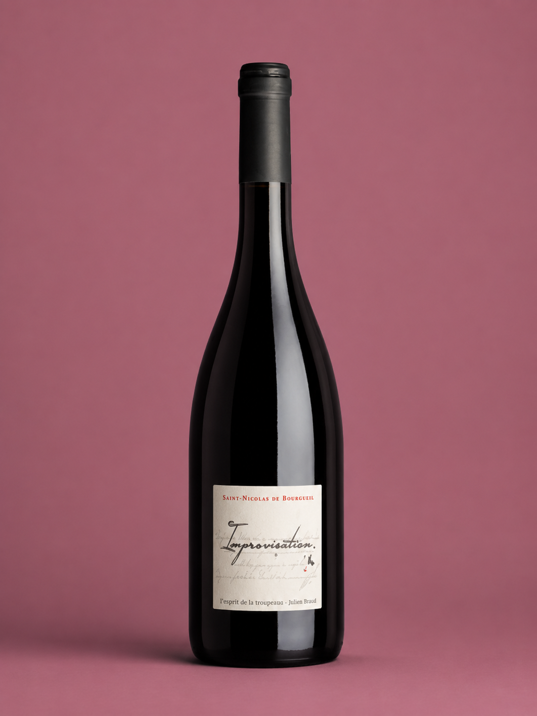 Bouteille de la Cuvée Improvisation, vin rouge élevé en fûts AOC Saint-Nicolas-de-Bourgueil, Vignoble de la Jarnoterie